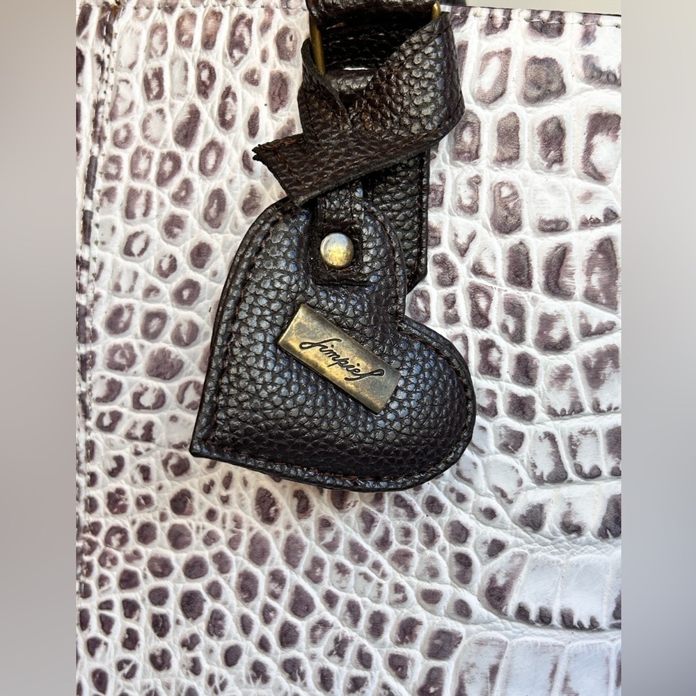 Large women’s chocolate, brown crocodile skin print purse shoulder bag (H) - Picture 4 of 11